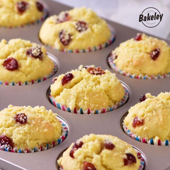 Bakeley 12 Muffin Cake Pan Non Stick Champagne Gold (4433) - Picture 7 of 7